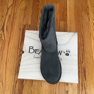 Bearpaw Charcoal Elle Short Suede Boot, Sz. 10